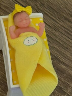 My Mini Baby with Yellow Polka Dot Changing Table
